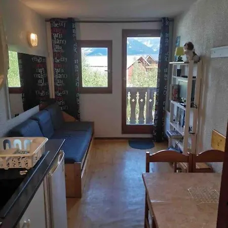 A La Station Val Frejus Avec Un Balcon Apartment